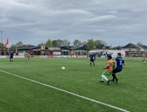 Late treffer bezorgt s.v. Rijssen verdiende zege na enerverend duel